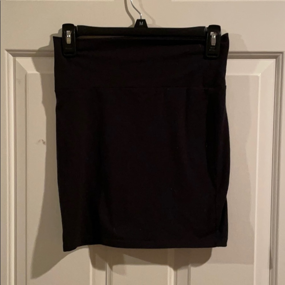 Black skirt